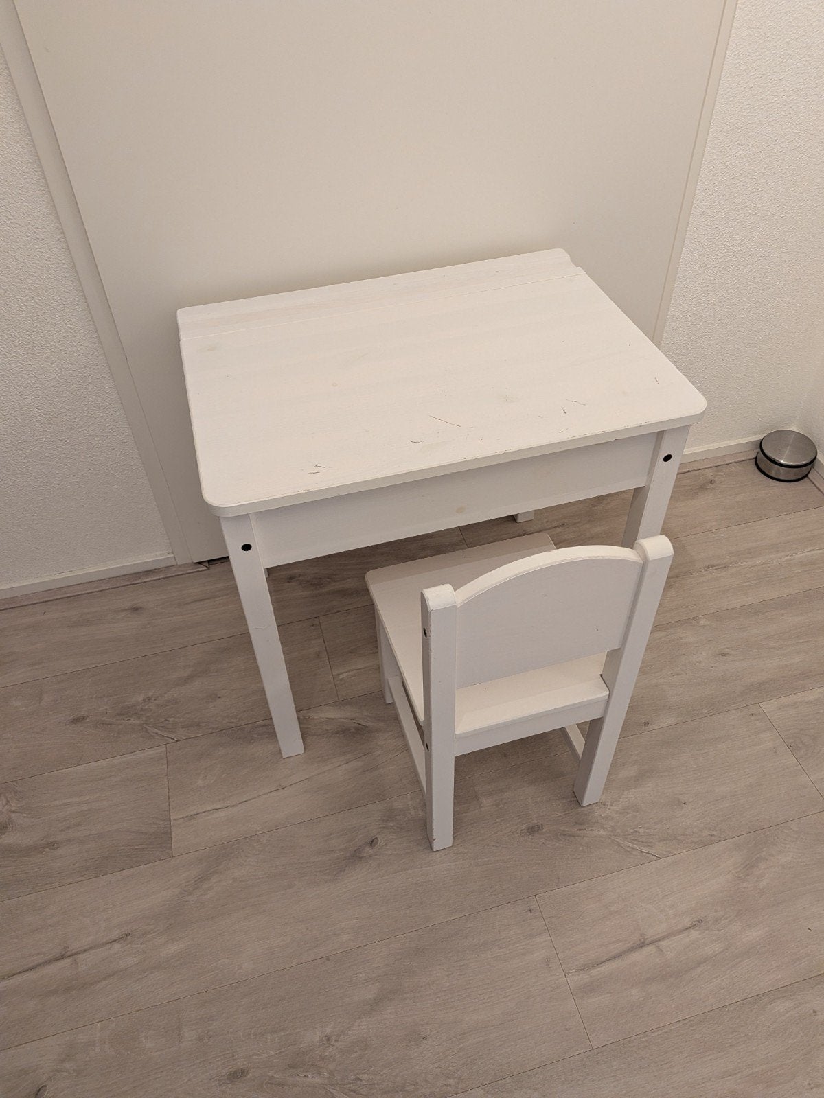 sundvik set, stoeltje en bureau, Ophalen, Gebruikt, Tafel(s) en Stoel(en)
