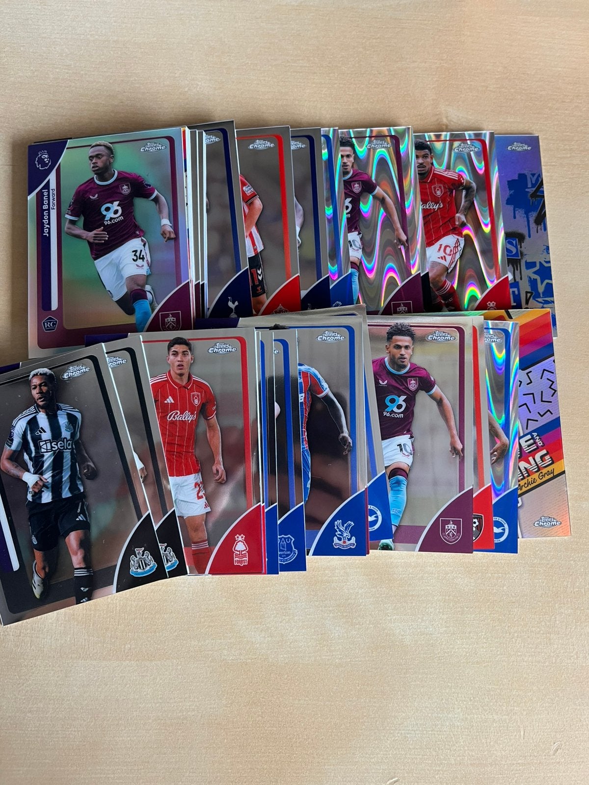 Topps Chrome Premier League 2025/2026, Ophalen of Verzenden, Nieuw, Meerdere plaatjes