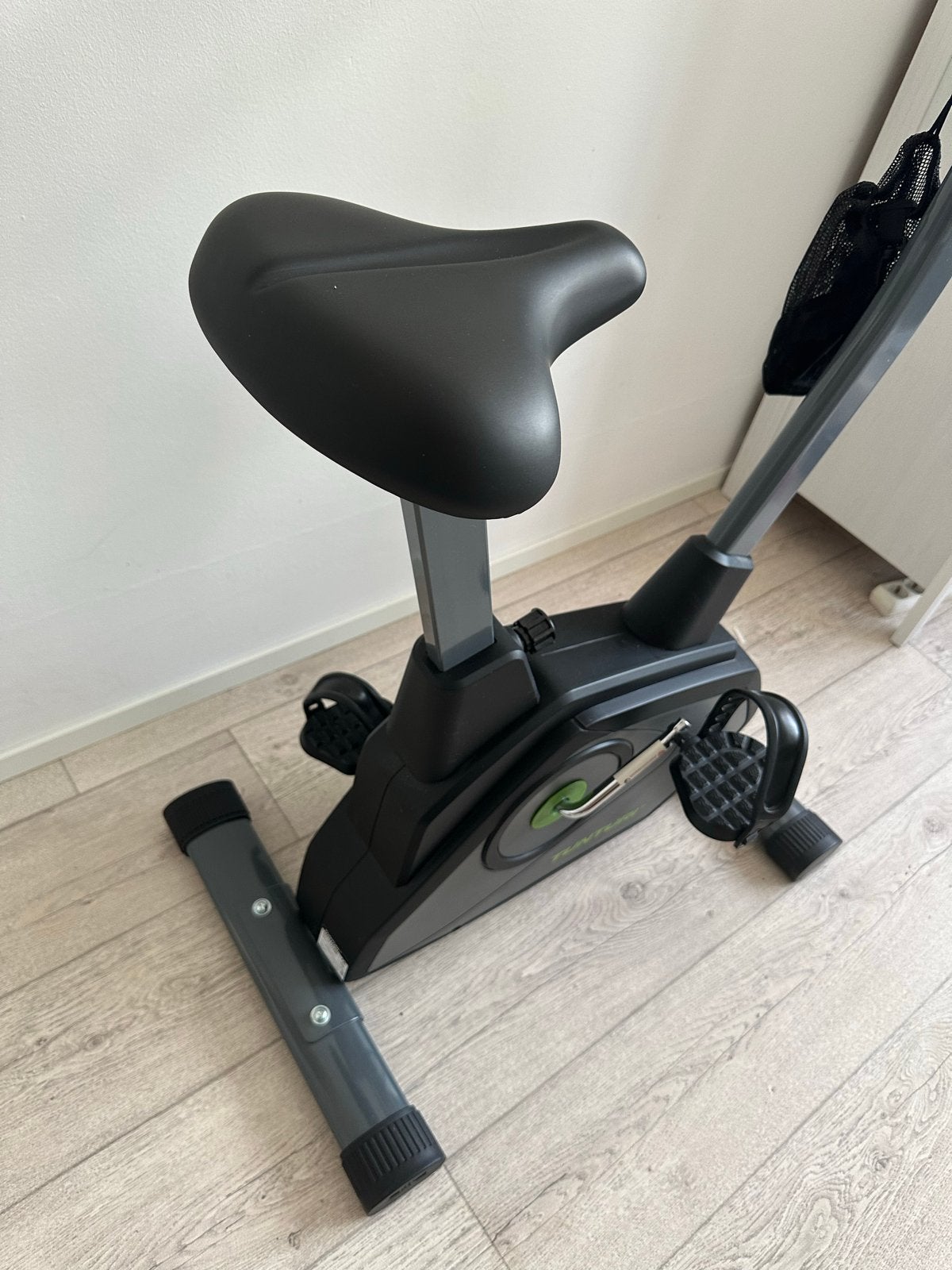 Tunturi Cardio Fit B35 Hometrainer - Fitnessfiets - cardio, Ophalen, Zo goed als nieuw, Metaal, Benen