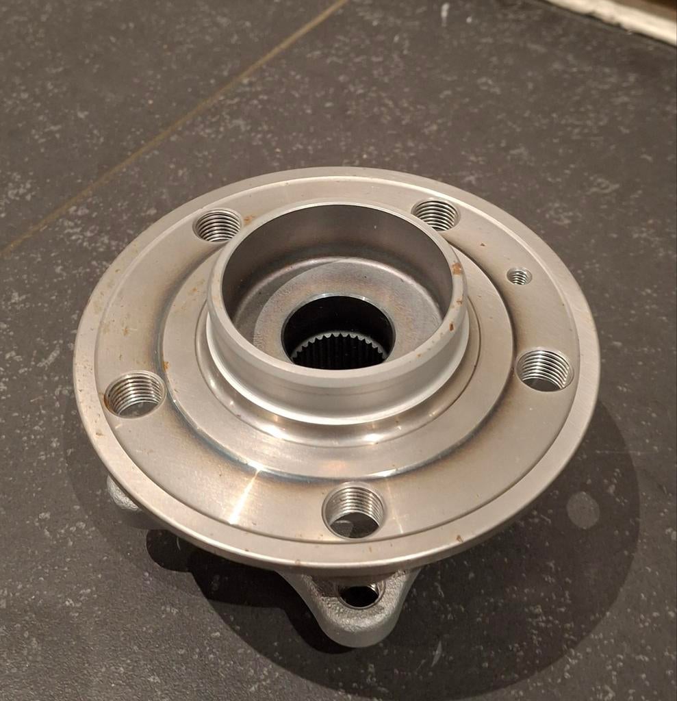 Originele wielnaaf met wiellager Volvo V70/S80/S60., Ophalen of Verzenden, Nieuw, Volvo