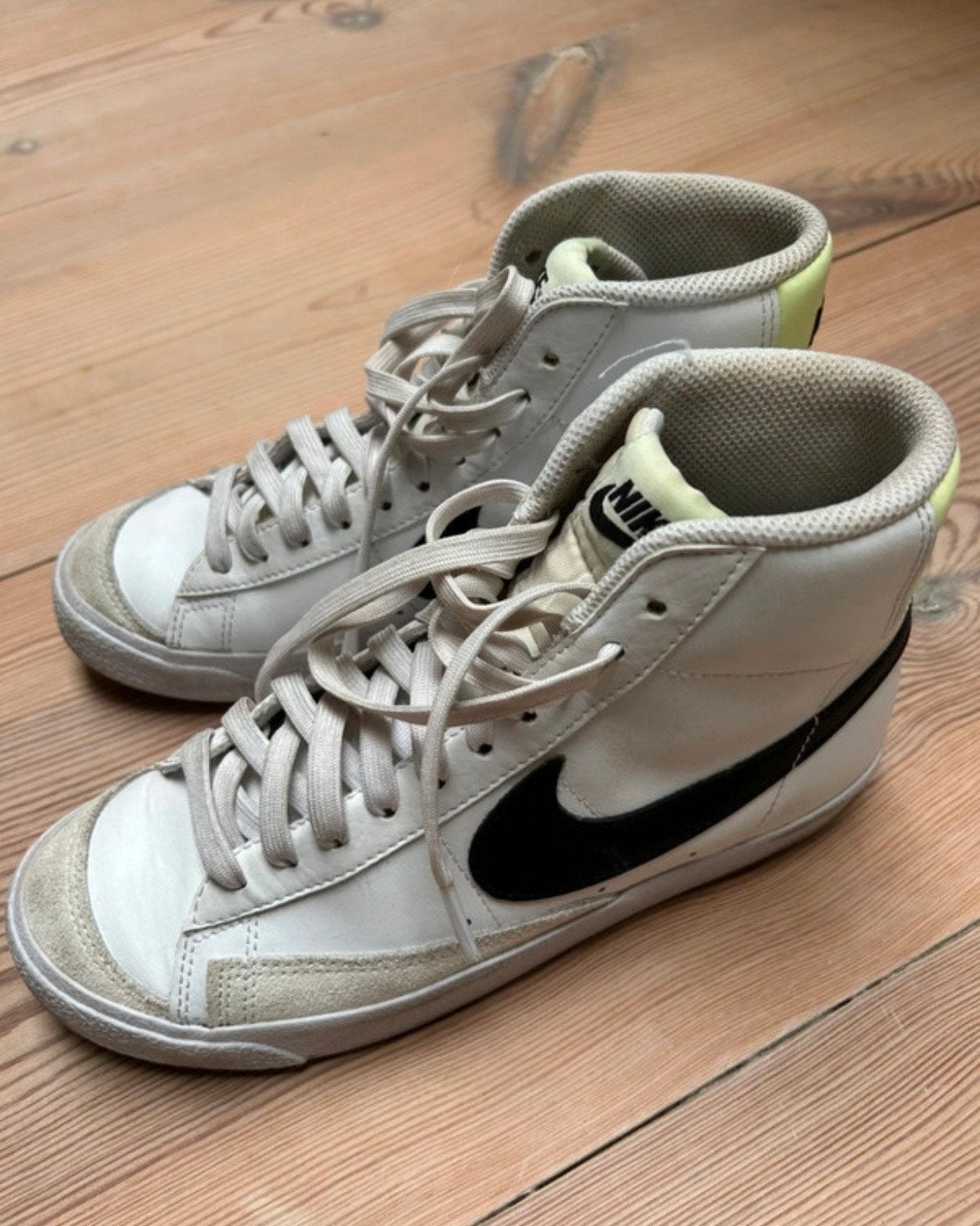 Nike Blazer Mid '77 Vintage sneakers - Maat 36.5, Ophalen of Verzenden, Gedragen, Wit, Sneakers of Gympen