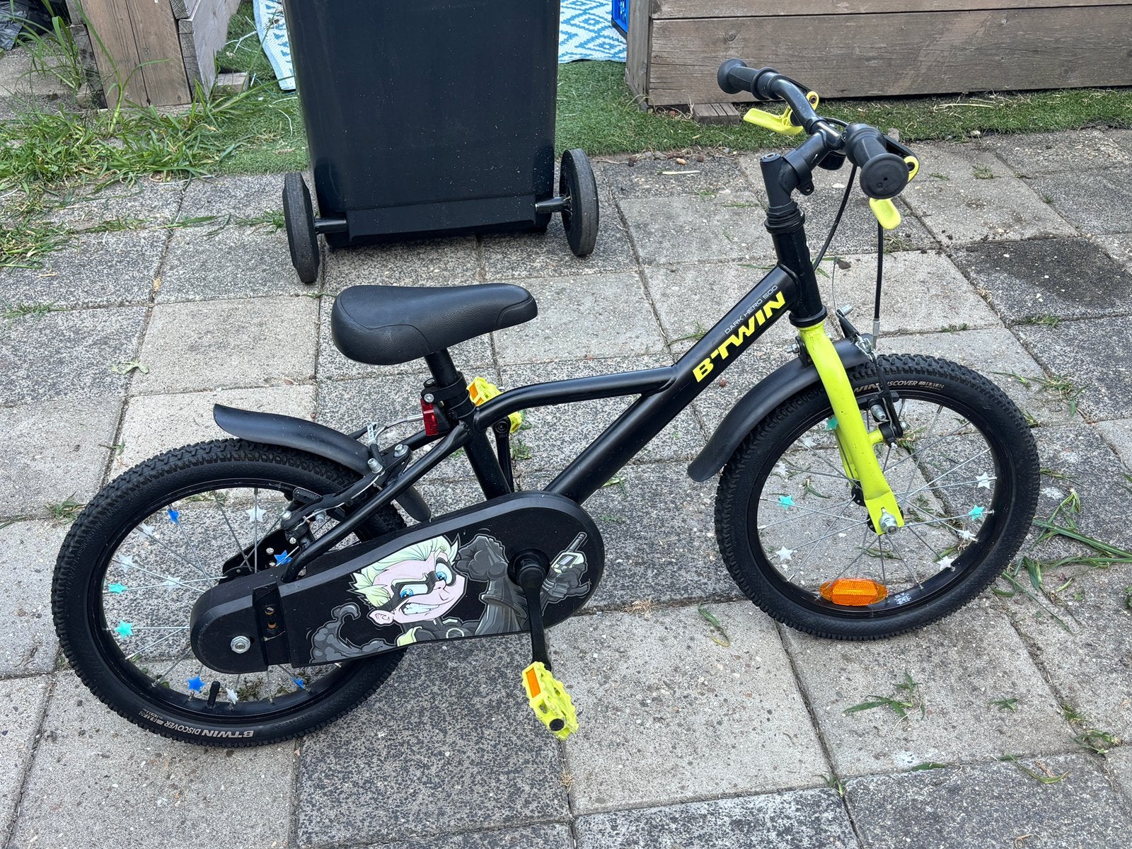 B’twin fiets 16 inch, Fietsen en Brommers, Fietsen | Kinderfietsjes, Ophalen, Zijwieltjes, 16 tot 20 inch, Velgrem