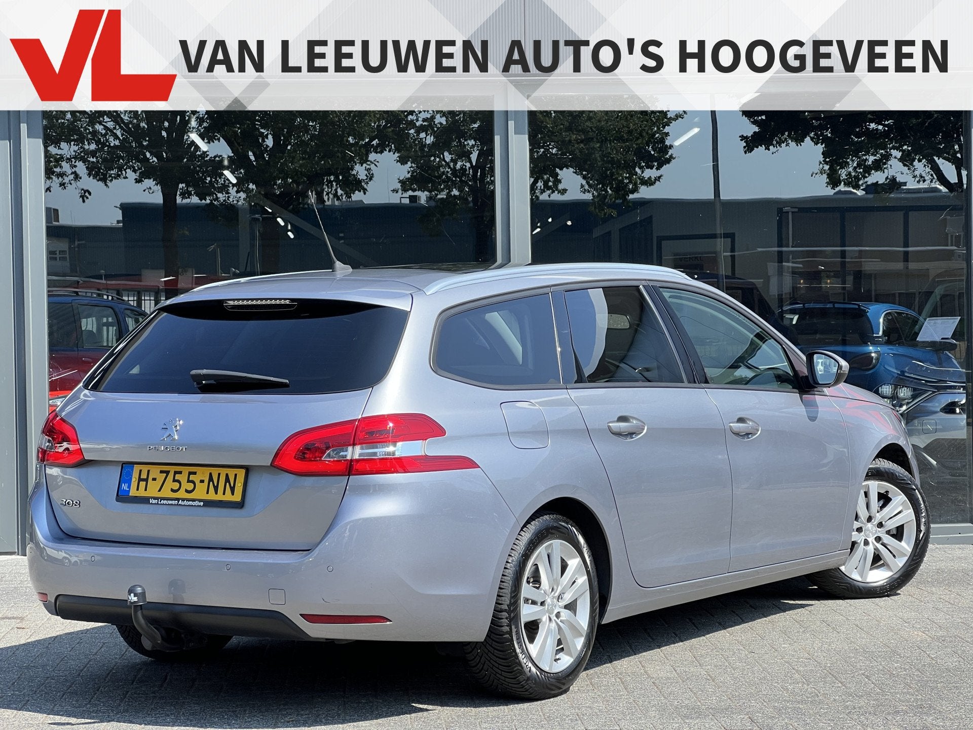 Peugeot 308 SW 1.2 PureTech Blue Lease Executive | Pano | Tr, Auto's, Voorwielaandrijving, Gebruikt, 1199 cc, 620 kg