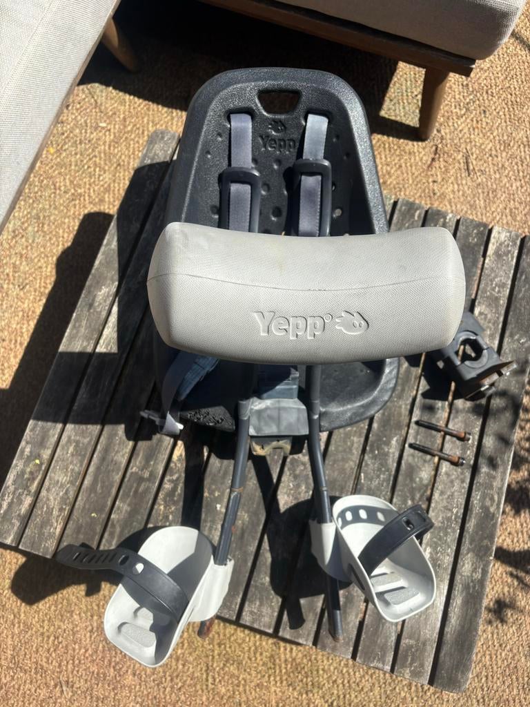 Yepp fietszitje mini incl. adapter en slaaprol, Fietsen en Brommers, Ophalen of Verzenden, Gebruikt