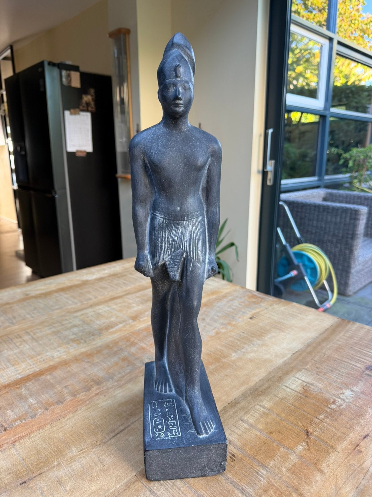 Replica Thutmosis III Beeld - Gips, Antiek en Kunst, Gips, Ophalen of Verzenden, Beeld, Klassiek