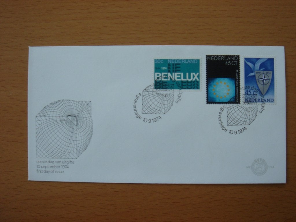 NVPH E134 1e Dag-enveloppe Gelegenheidszegels 1974, Ophalen of Verzenden, Onbeschreven, Nederland
