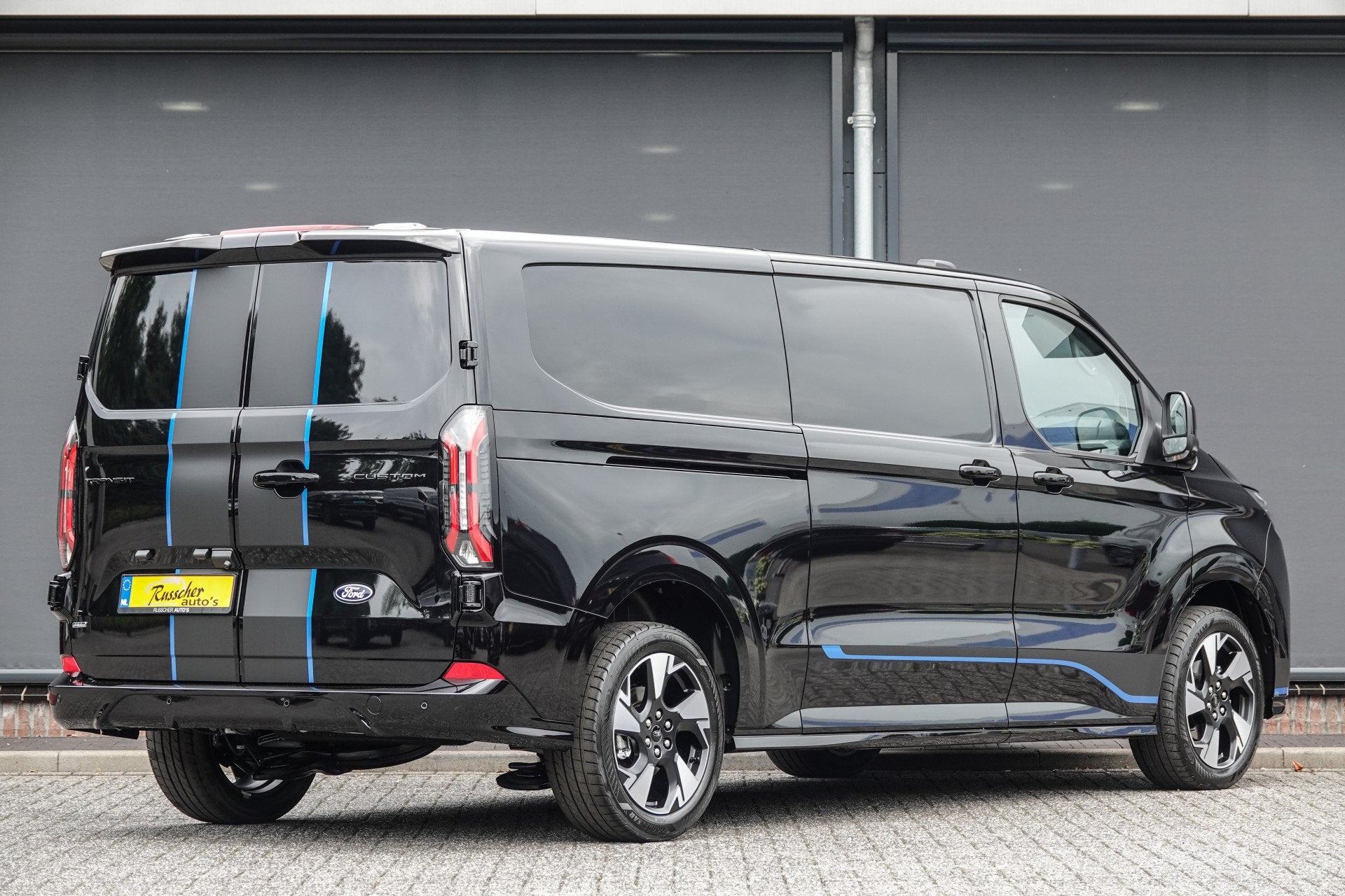Ford Transit Custom L2H1 2.5 PHEV 233Pk | Sport | Plug In Hy, Auto's, Bestelauto's, Automatische klimaatregeling, 232 pk, Gebruikt