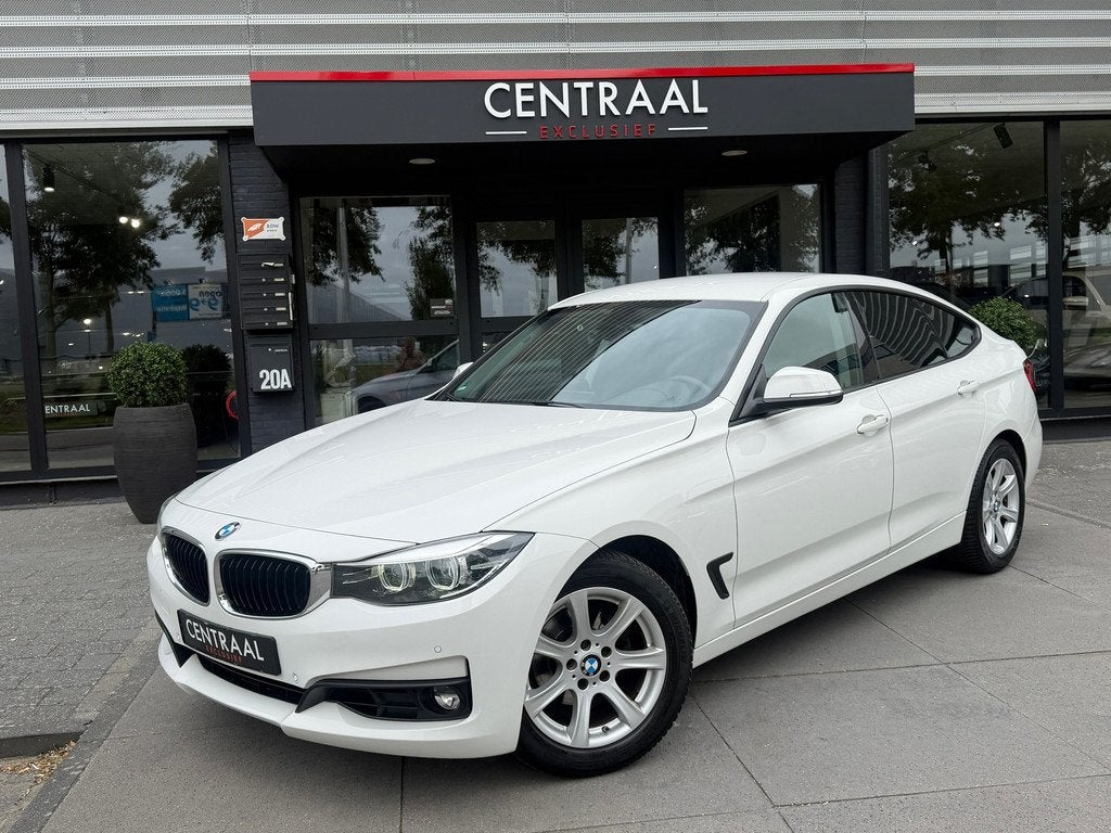 BMW 3-serie Gran Turismo 320i High Executive Leder|Navi|PDC|, Automaat, 1998 cc, Achterwielaandrijving, Gebruikt