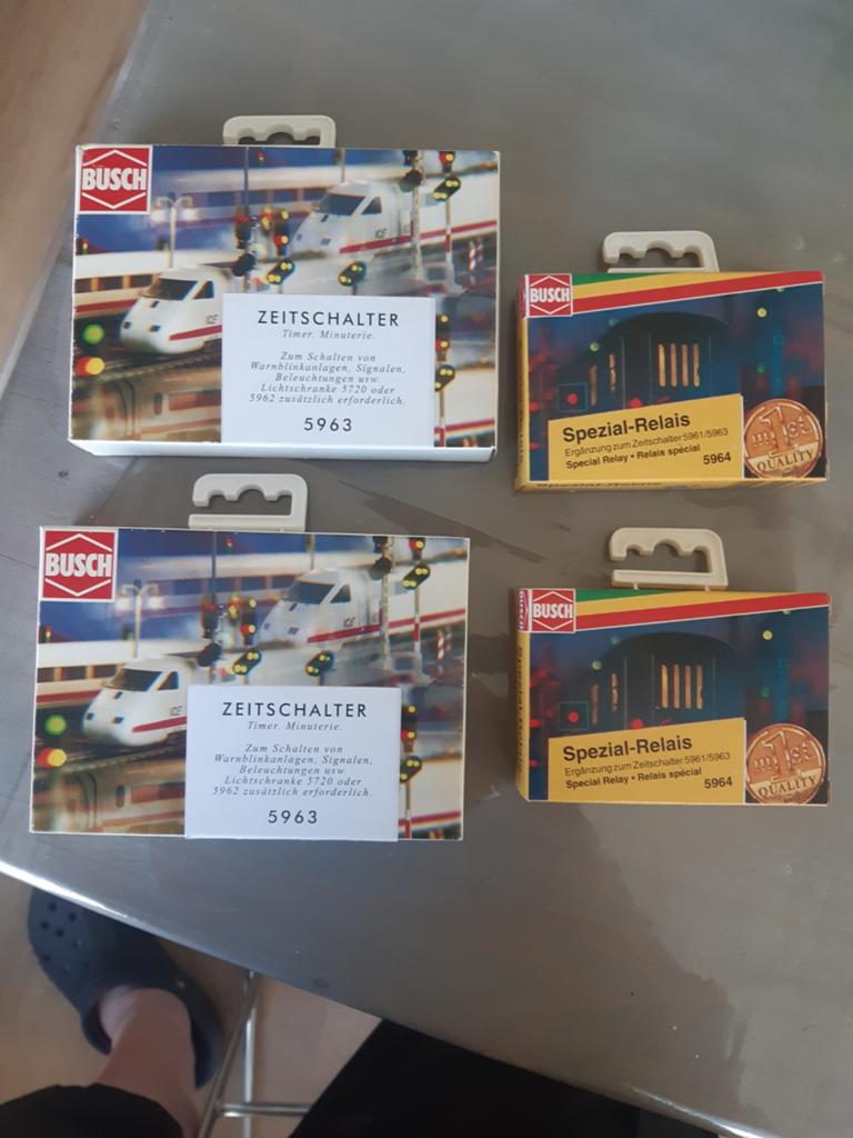 Busch 5963 en 5964 NIEUW, Hobby en Vrije tijd, Modeltreinen | H0, Ophalen of Verzenden, Nieuw, Gelijkstroom of Wisselstroom, Overige merken