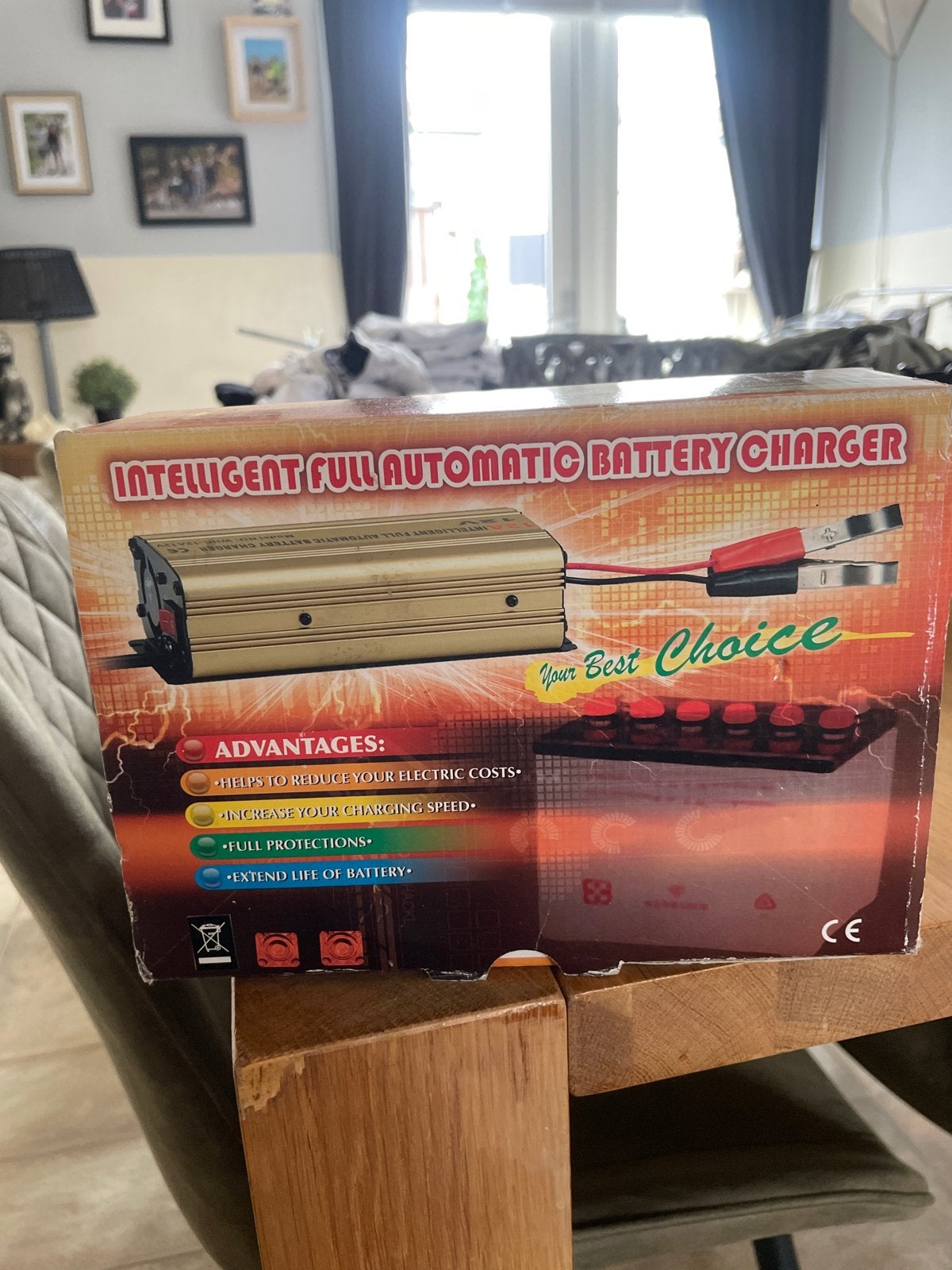 Intelligente Volautomatische Acculader - Nieuw in Doos, Ophalen of Verzenden, Nieuw, Universele onderdelen