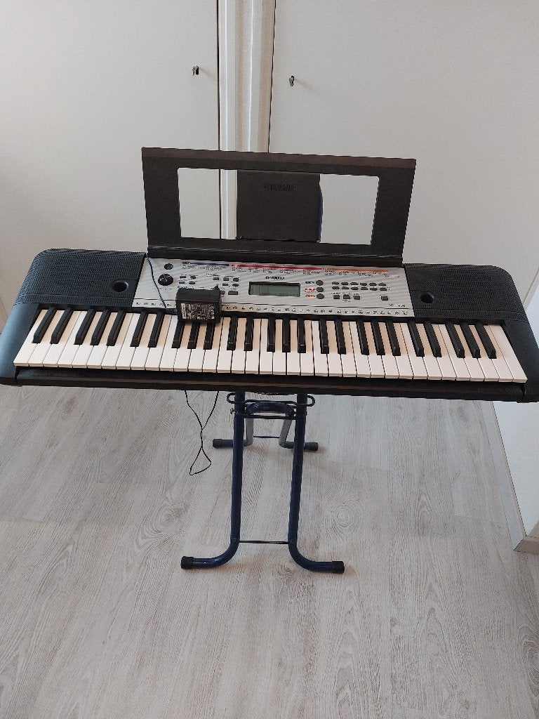 Tekoop Synthesizer YaMaHa-ypt-260, Ophalen, Zo goed als nieuw, Overige aantallen, Yamaha