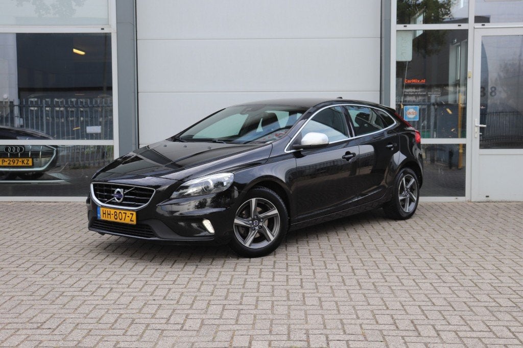 Volvo V40 2.0 D2 120PK R-DESIGN/DEALER.ODH/1E.EIG/ORIG.NL, Auto's, Voorwielaandrijving, 4 cilinders, 1969 cc, Electronic Stability Program (ESP)