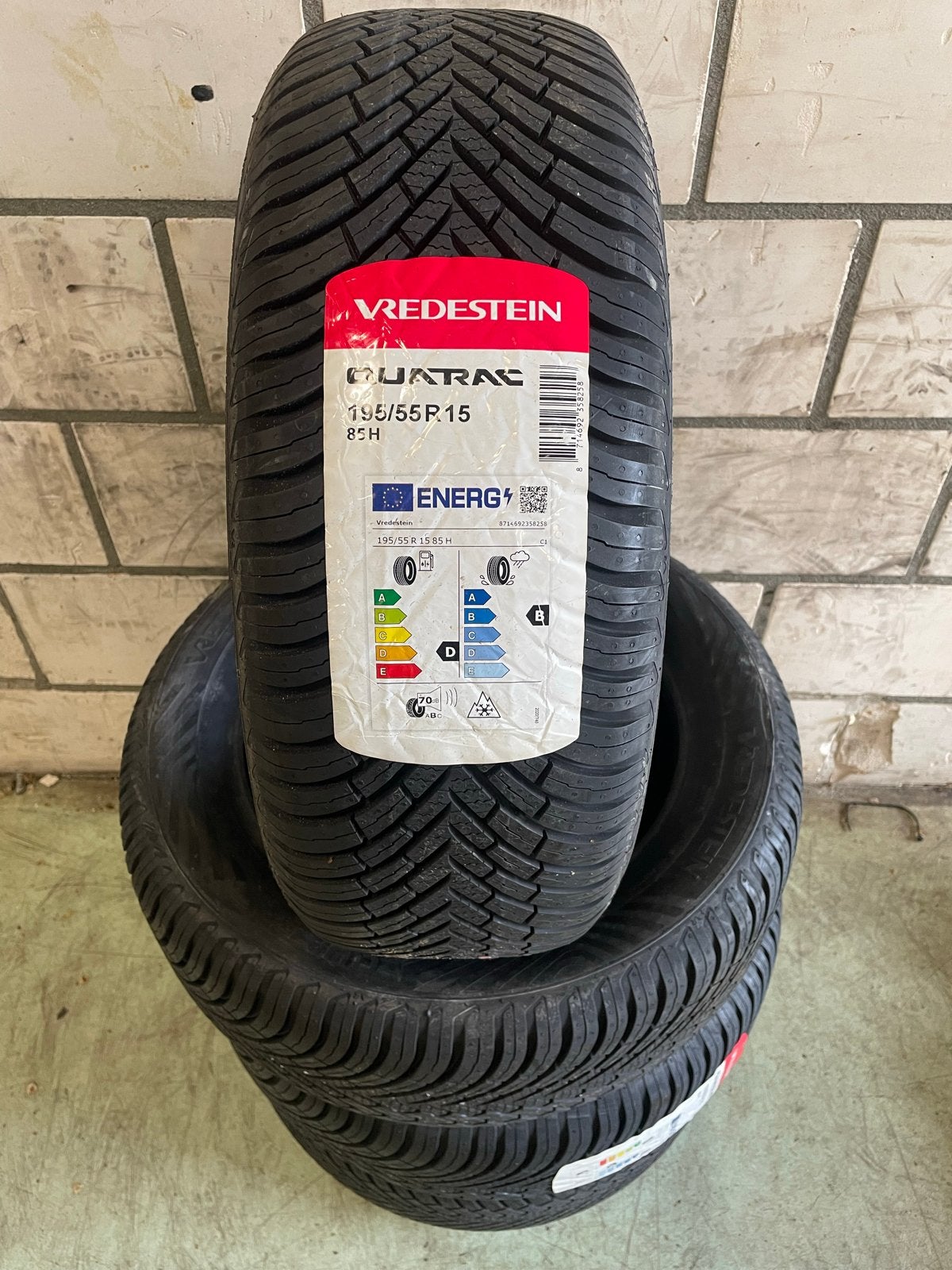 Nieuwe Vredestein Quatrac 195/55R15 85H All Season Banden, Auto-onderdelen, Banden en Velgen, 15 inch, Nieuw, Ophalen of Verzenden