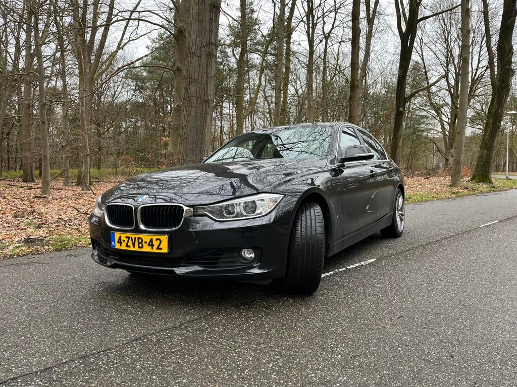 BMW 320i High Executive Sedan | 184 PK | 2015 | 129.835 km, Auto's, BMW, Particulier, 3-Serie, ABS, Airconditioning, Bluetooth