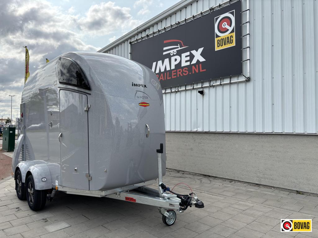 Bij Impex Groningen Bockmann Master poly zadelk. WCF, Nieuw, 2-paards trailer