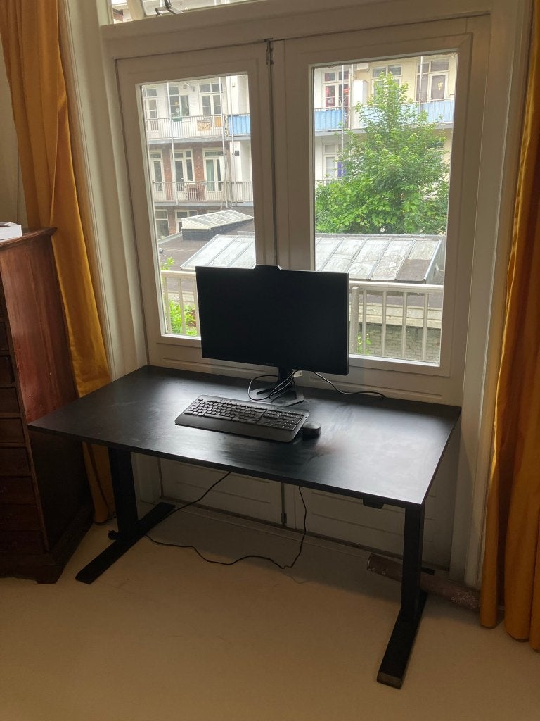Zwart zit sta bureau, Ophalen, Zo goed als nieuw, 70 cm, 140 cm