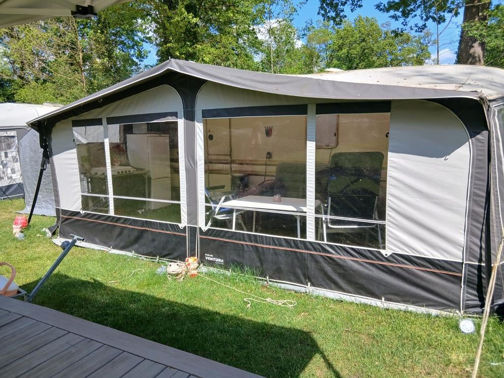 Ruime voortent voor caravan maat 16- Ideaal voor kampeerders, Caravans en Kamperen, Tenten, Ophalen, Gebruikt