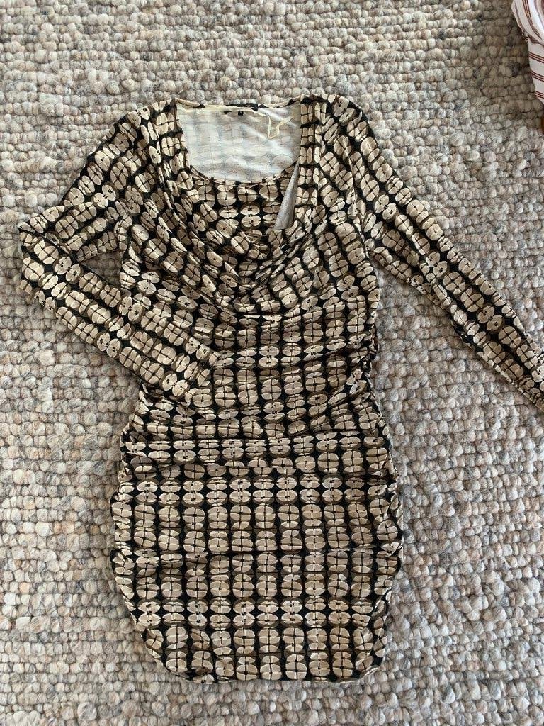 LA LIGNA mooie jurk in een maat S, Kleding | Dames, Meerkleurig, Ophalen of Verzenden, Zo goed als nieuw, Knielengte