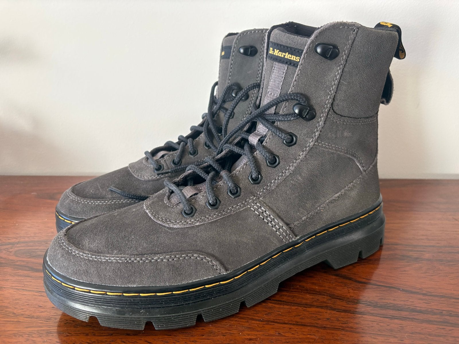 Nieuwe Dr. Martens Combs Tech Suede Boots - Maat 44, Overige kleuren, Boots, Nieuw, Ophalen of Verzenden