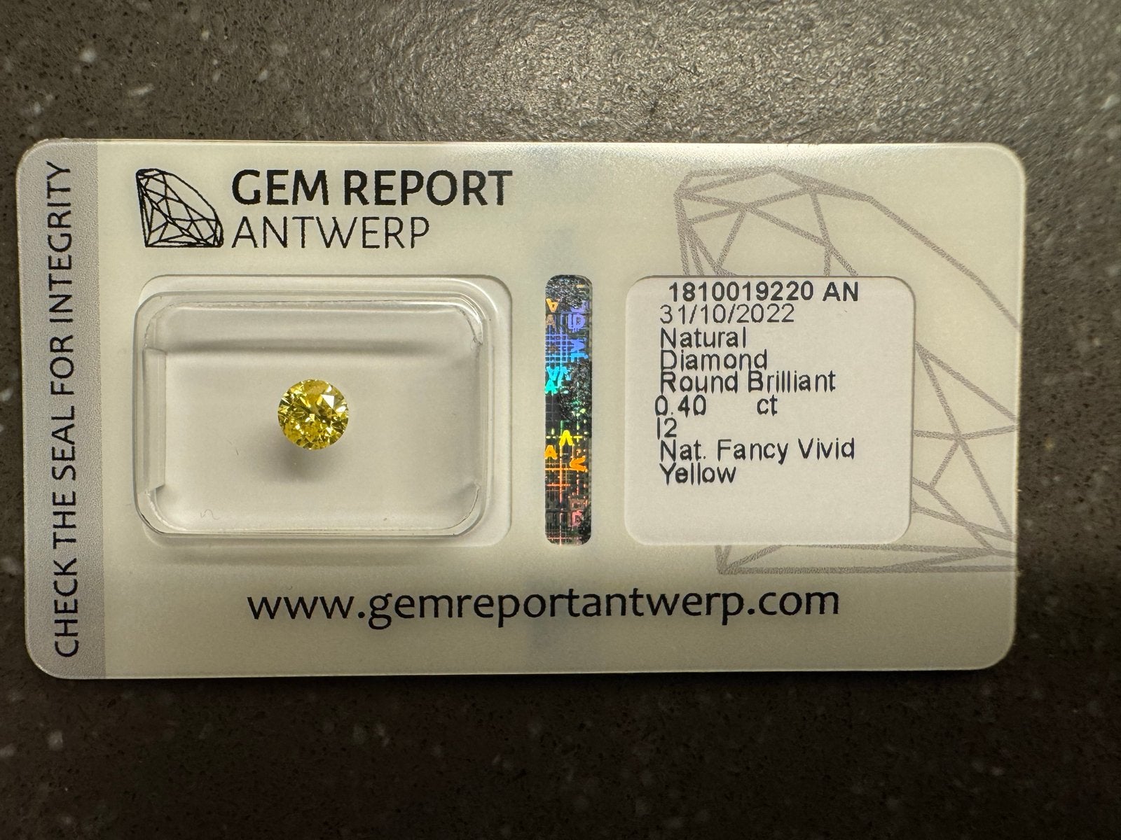 Natuurlijke Fancy Vivid Gele Diamant 0.40 ct met Certificaat, Ophalen of Verzenden, Nieuw