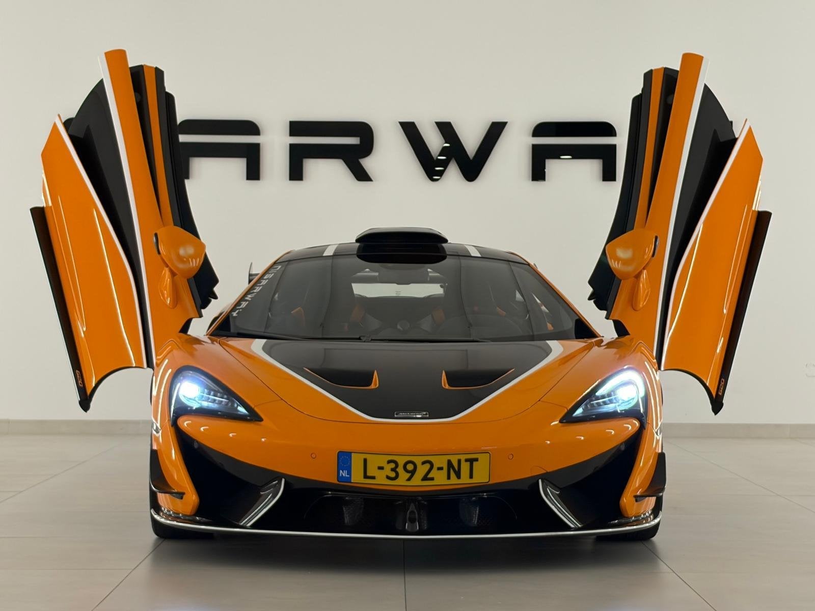 McLaren 620R 3.8 V8 Limited Edition 1/225 NL-AUTO (bj 2021), Auto's, Dealer onderhouden, Achterwielaandrijving, Gebruikt, Overige kleuren