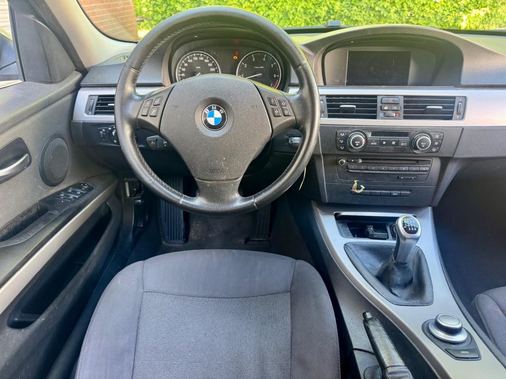 Bmw 3-SERIE 318i Business Line MOTOR STORING START WEL, Parkeersensor, Achterwielaandrijving, Origineel Nederlands, Handgeschakeld