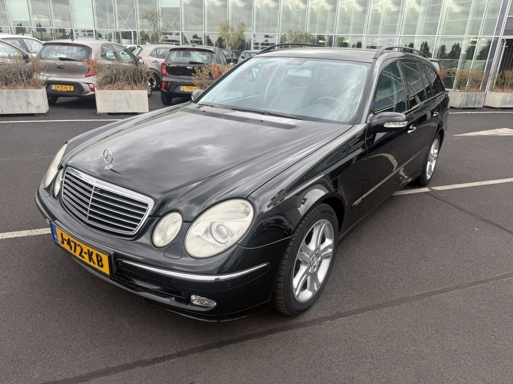 Mercedes-Benz E-Klasse Combi 240 Elegance (bj 2005), Auto's, Automaat, Stof, Gebruikt, Parkeersensor