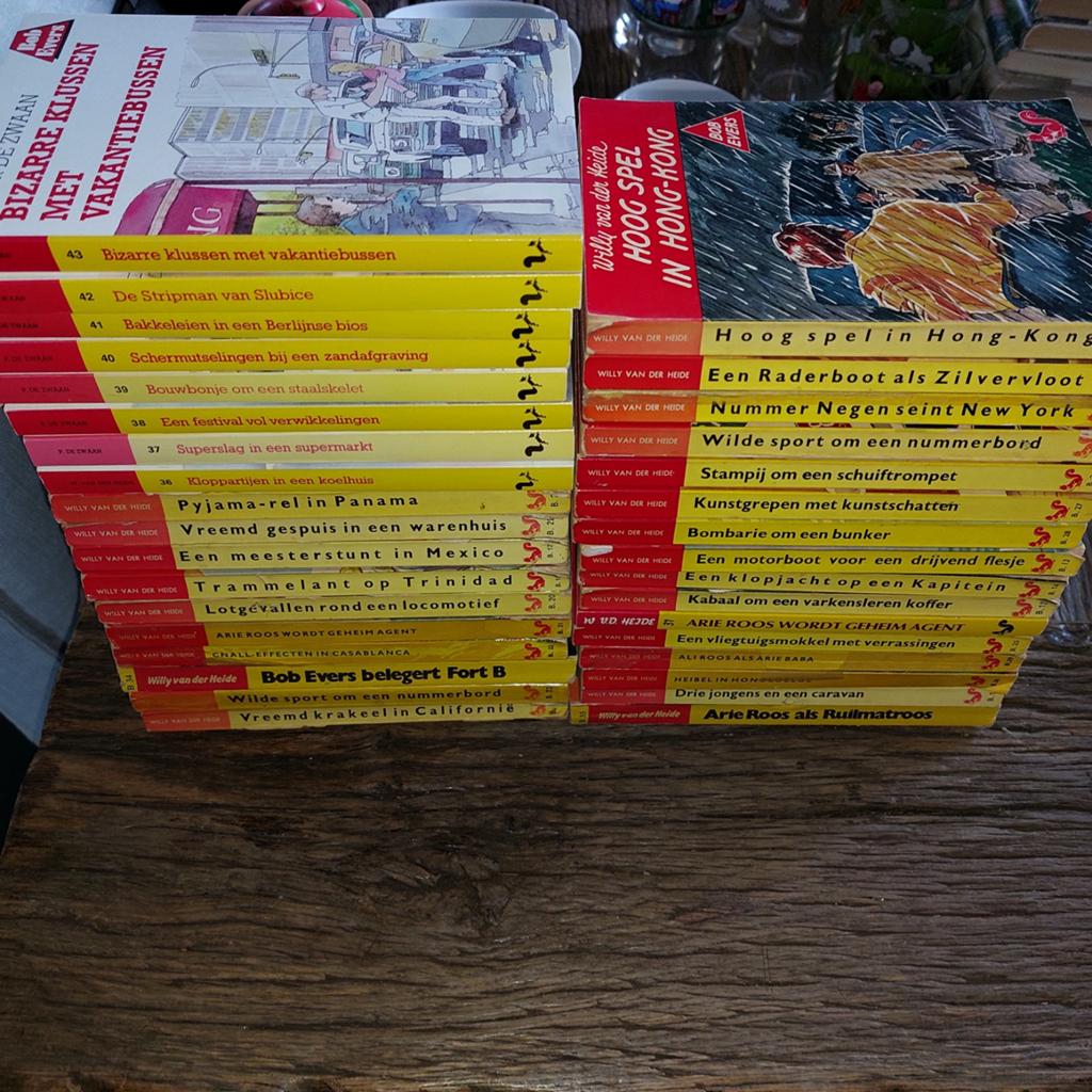 Bob Evers 34 x leuke verzameling ook nr 41, Ophalen of Verzenden, Gelezen