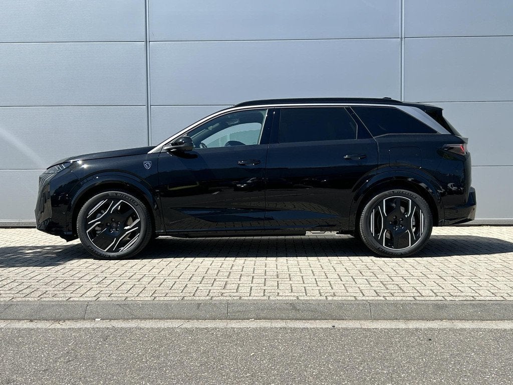 Peugeot e-5008 GT Long Range 97 kWh 7p | Elektrische stoelen, Auto's, Peugeot, 2216 kg, 101 kWh, Zwart, 231 pk
