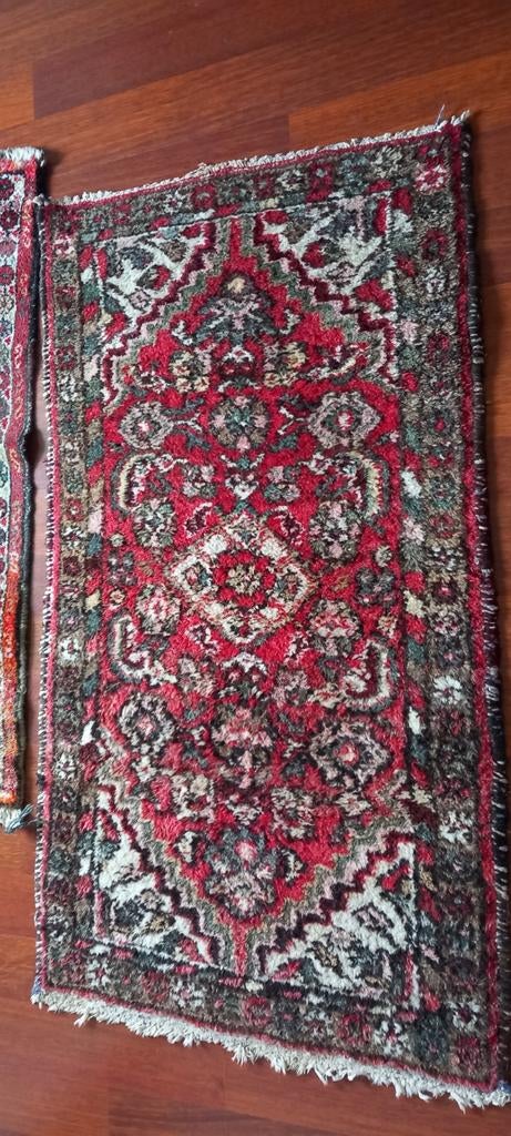 Vintage Oosters Tapijt - Rood met Patroon, Ophalen, Gebruikt, Grijs, 100 tot 150 cm