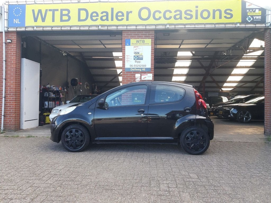 Peugeot 107 1.0 Access Accent, 5-deurs, Airco, Bluetooth con, Auto's, Peugeot, Voorwielaandrijving, Euro 5, Stof, Gebruikt