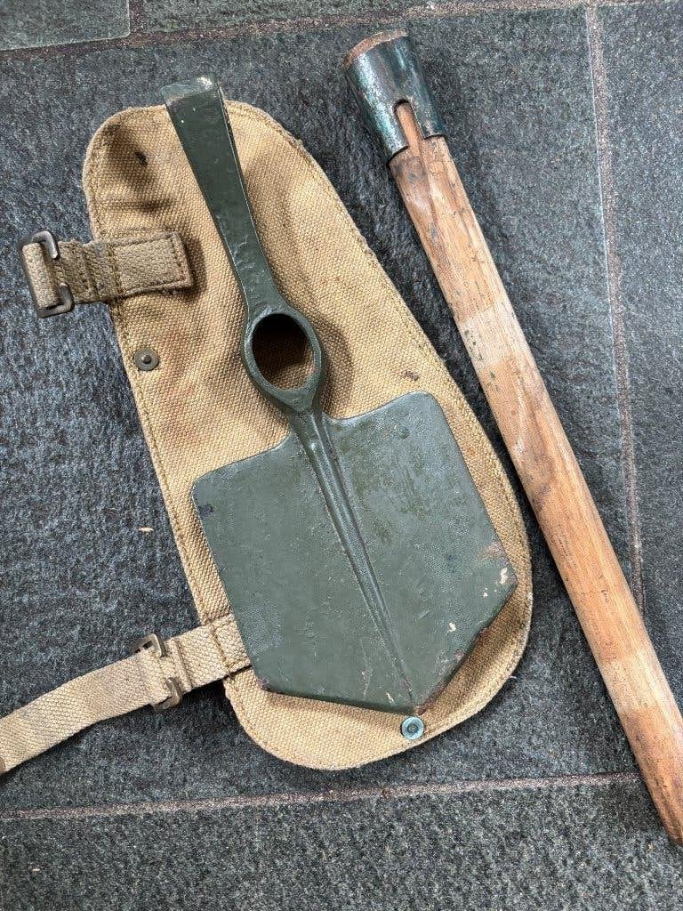 Entrenching tool ww2, Ophalen of Verzenden, Overige soorten, Overige gebieden, Overige typen