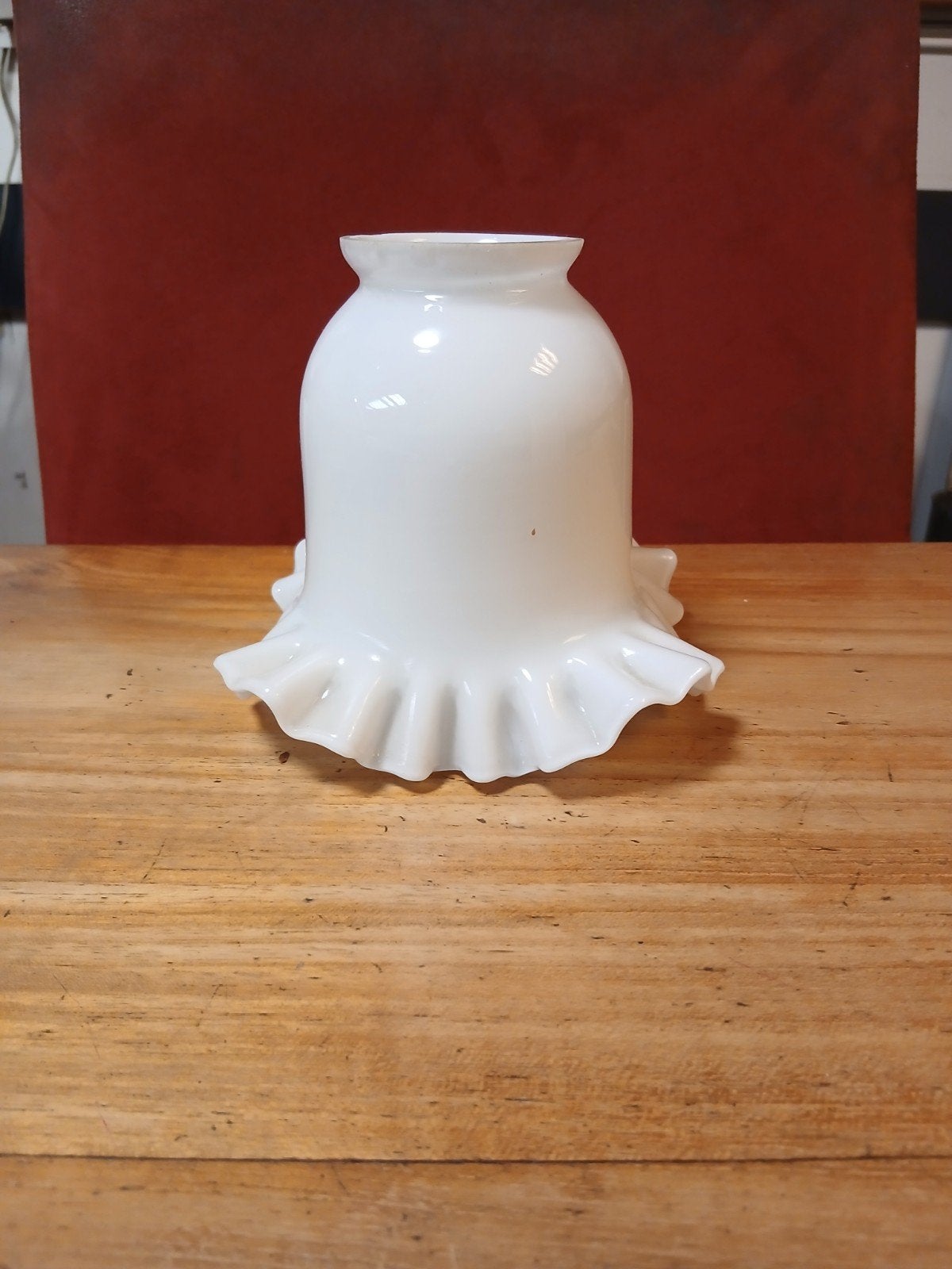 Opaalglas lampenkapje met ruches, 12 cm hoog, Gebruikt, Wit, Onbekend, Ophalen of Verzenden