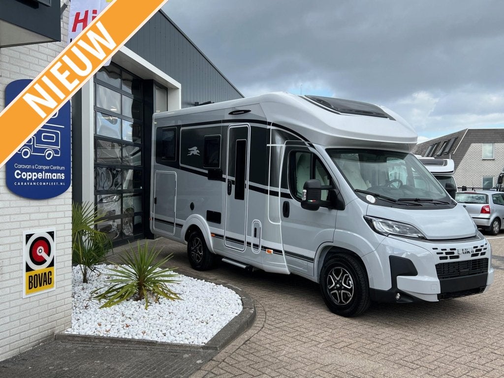 Laika Ecovip L 2009 Titanio enkele bedden, 2026 model, Automaat, Ringverwarming, Fiat, 6 tot 7 meter
