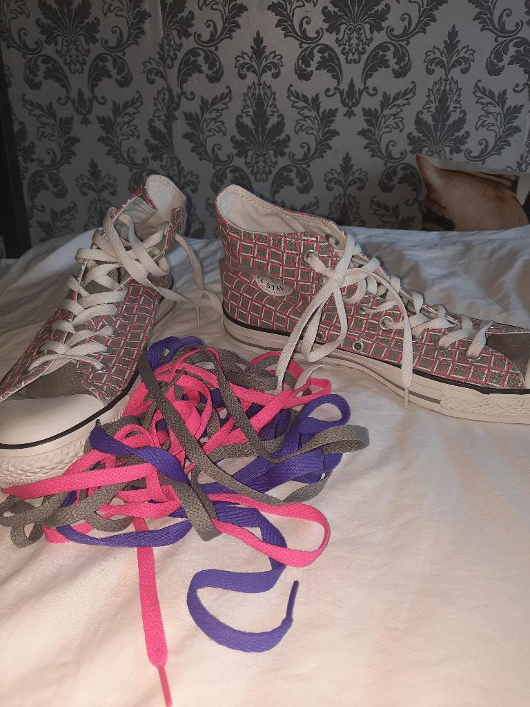 nieuwe all stars converse sneakers gympen maat 42, Kleding | Dames, Schoenen, Ophalen of Verzenden, Nieuw, Sneakers of Gympen