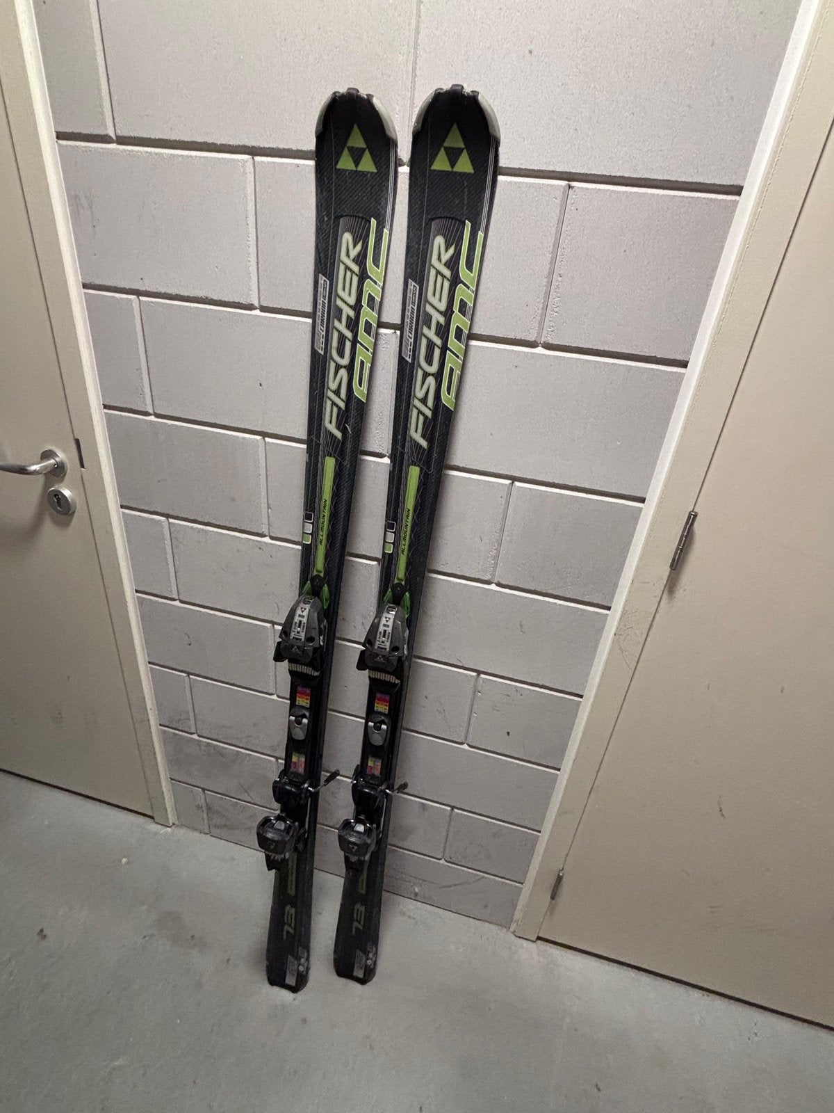 Skies (180 cm) te koop merk Fischer met Fischer bindingen., Sport en Fitness, Skiën en Langlaufen, Ophalen, 160 tot 180 cm, Fischer
