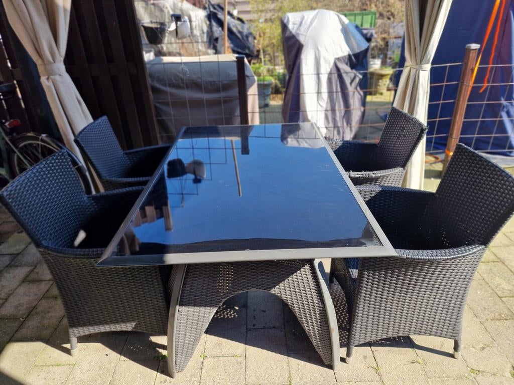 Tuintafel en stoelen van Collection Bois Le Duc, Tuin en Terras, Tuinsets en Loungesets, Ophalen, Gebruikt, Wicker, Stoel