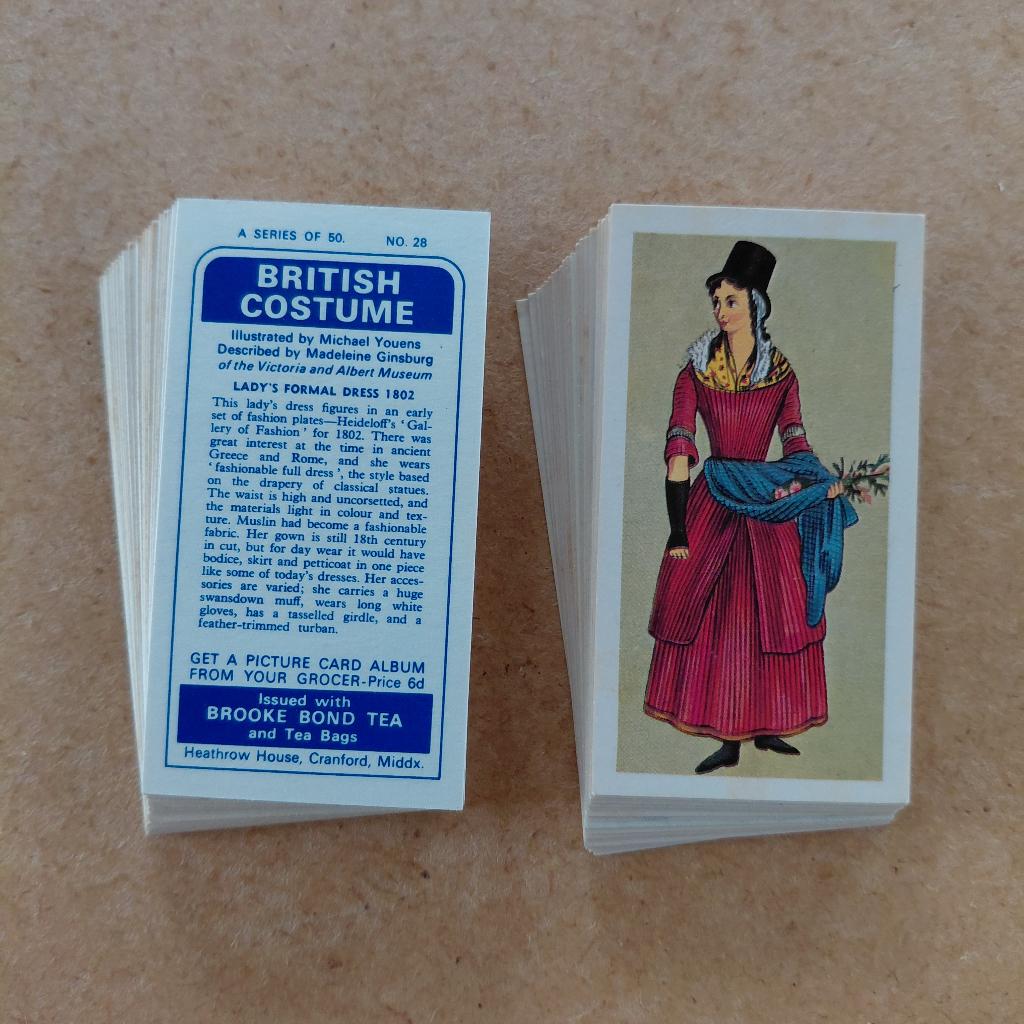 ≥ Army Badges complete set 48 cigarette cards 1939 Gallaher — Militaria