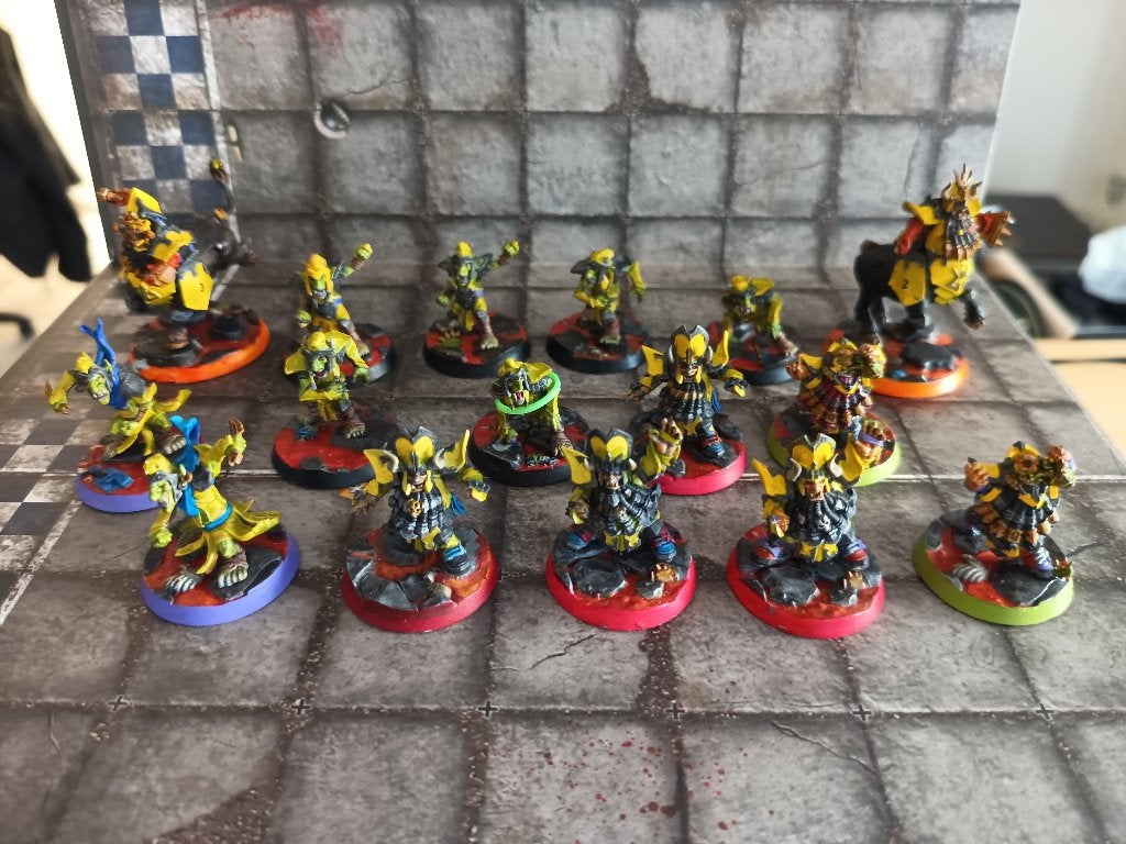Blood Bowl Chaos Dwarf Team, Figuurtje(s), Warhammer, Ophalen of Verzenden, Zo goed als nieuw