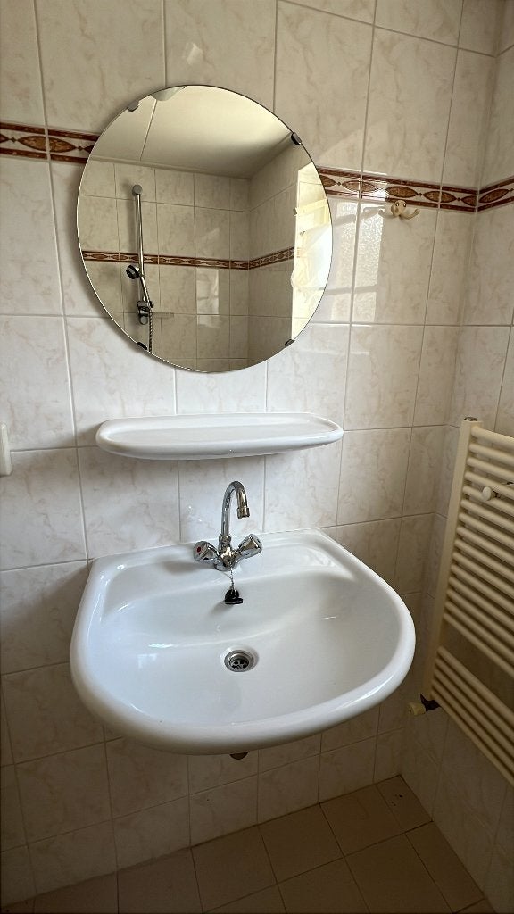 Badkamer wastafel spoelbak plancet en spiegel, Ophalen, Minder dan 50 cm, Zo goed als nieuw, Minder dan 100 cm