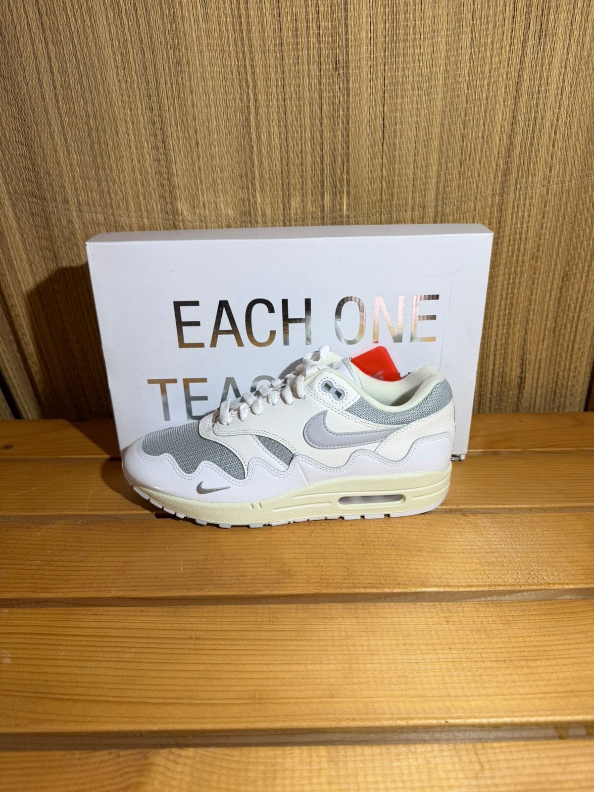 Nike Air Max 1 Patta Waves White, Ophalen of Verzenden, Nieuw, Wit