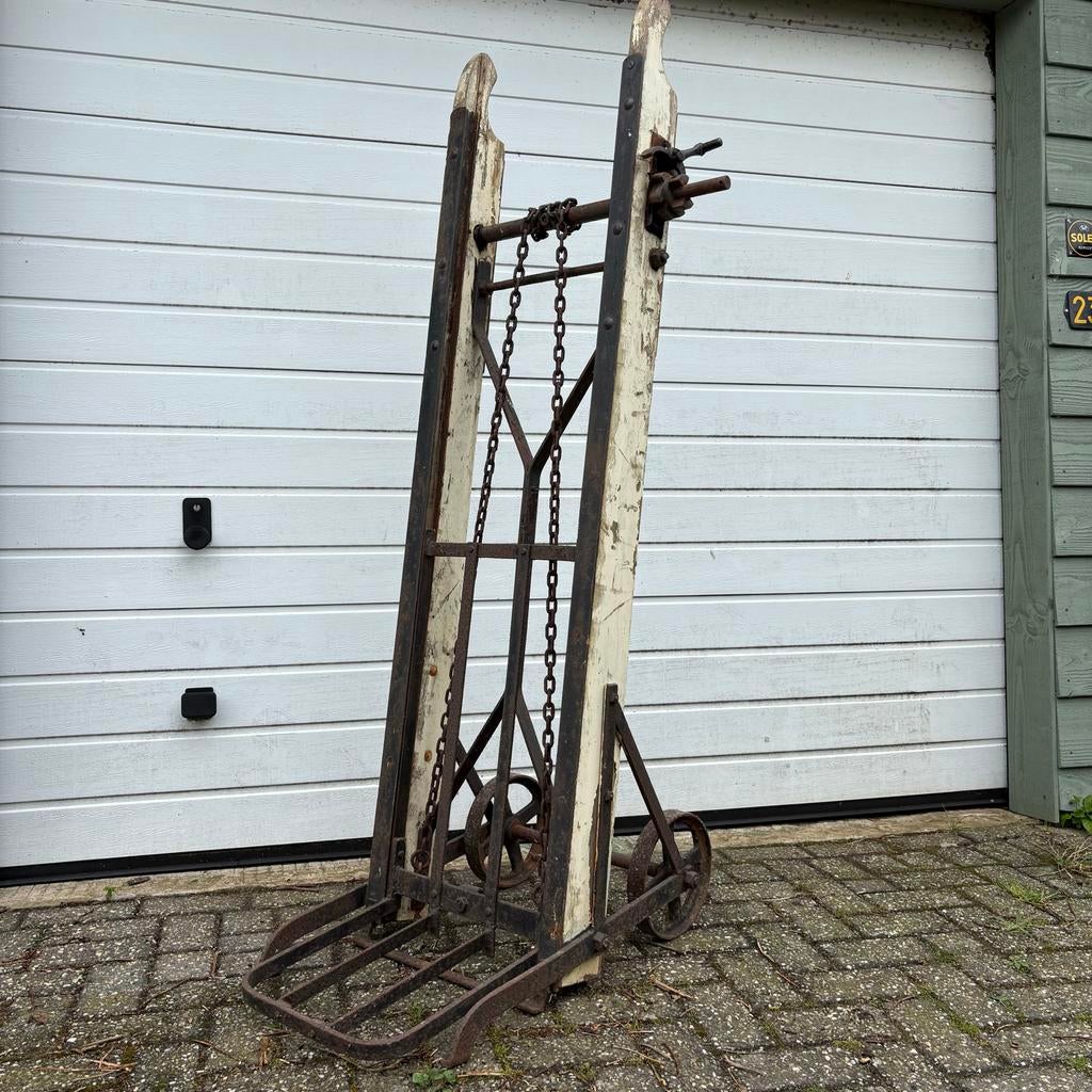 Antieke Balenlift / Zakkenlift - Haven & Agrarisch Transport, Antiek en Kunst, Antiek | Overige Antiek, Ophalen