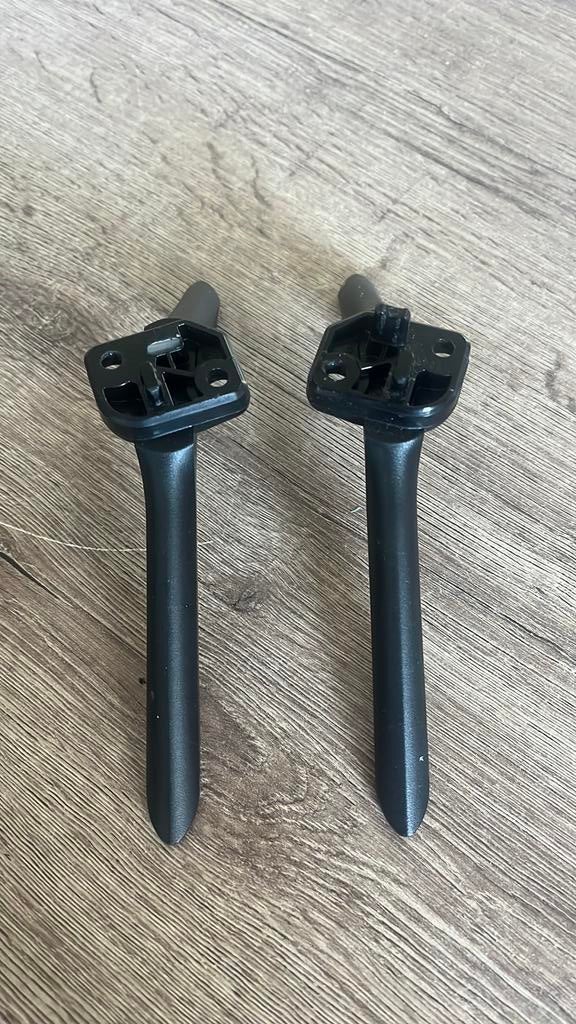 Voetjes Hisense led tv (32A4BG), Audio, Tv en Foto, Televisie-accessoires, Zo goed als nieuw, Ophalen of Verzenden