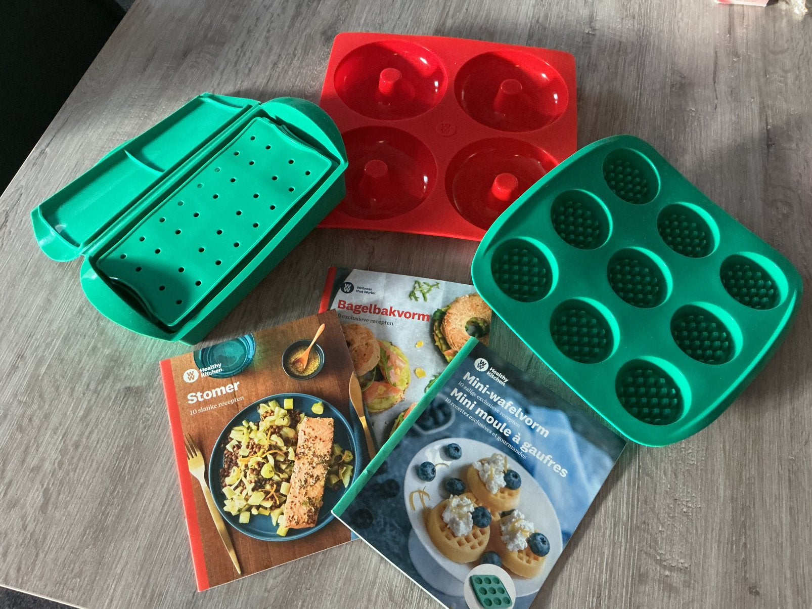 Bakvormen + boekjes Weight Watchers!, Ophalen of Verzenden, Zo goed als nieuw, Bakvorm