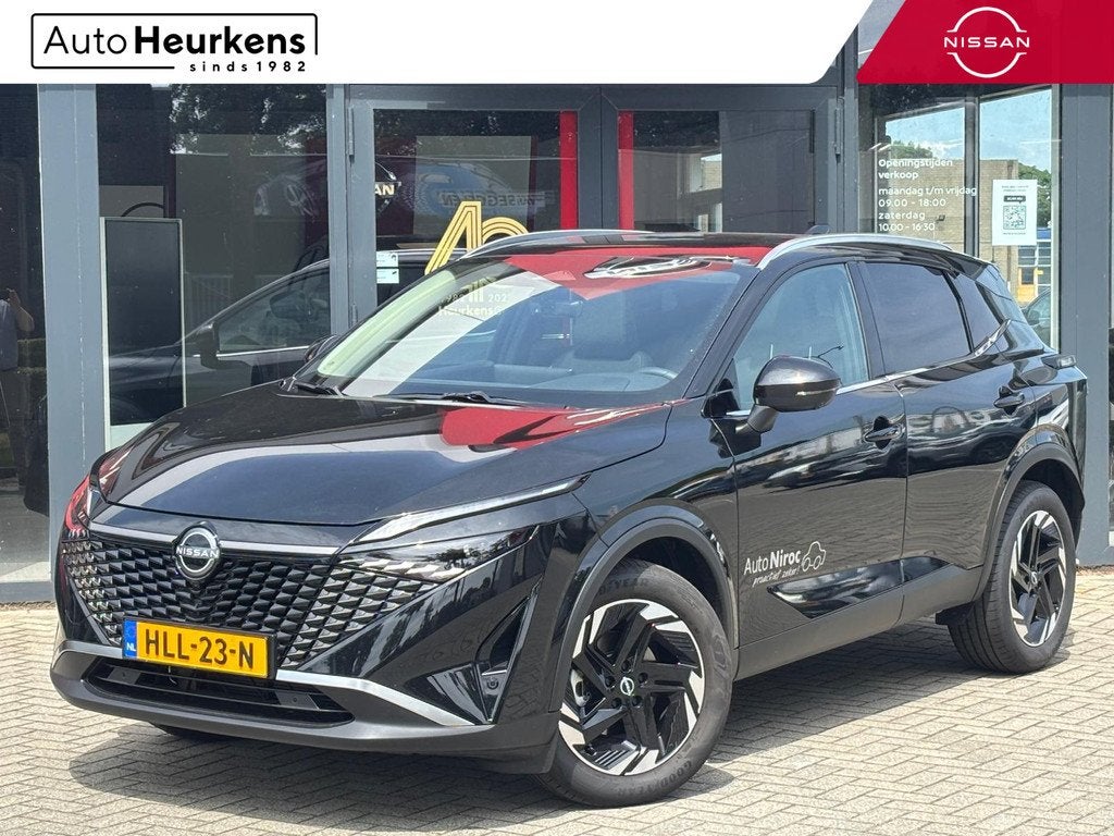 Nissan Qashqai MHEV 140 MT N-Connecta | PANORAMADAK | COLD P, Auto's, Nissan, Voorwielaandrijving, Gebruikt, 4 cilinders, Leder en Stof