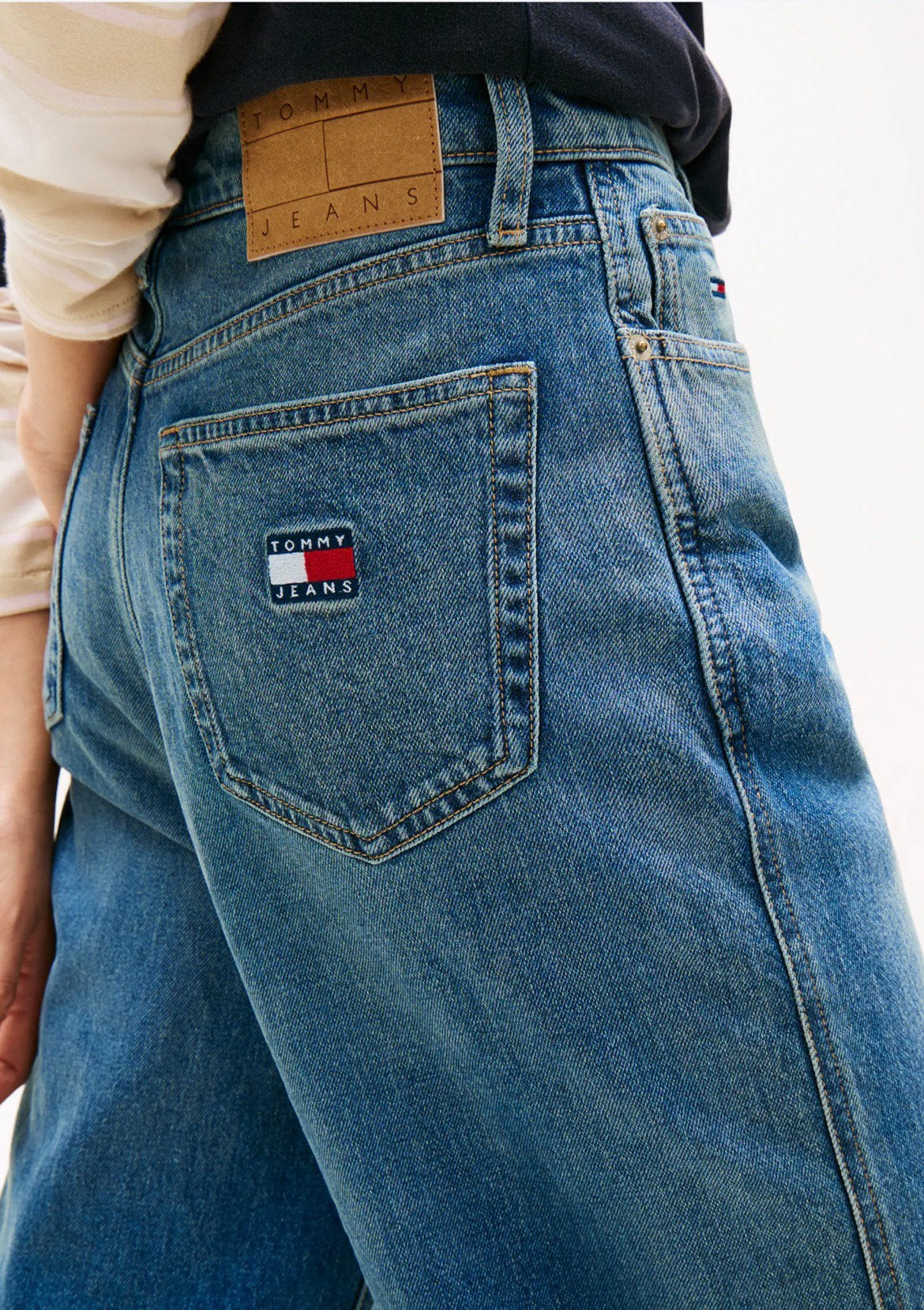 New Tommy Jeans, Kleding | Dames, Spijkerbroeken en Jeans, Ophalen, Nieuw, Blauw, Overige jeansmaten