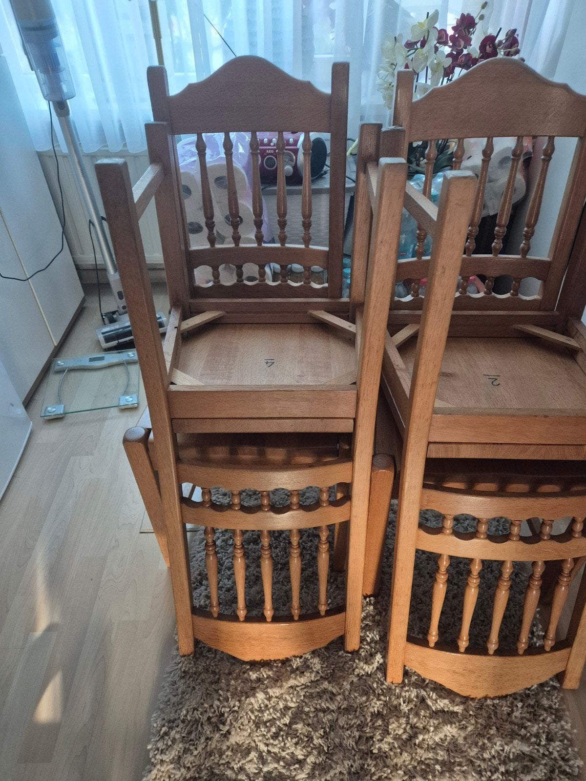 4 houten keukenstoelen, Huis en Inrichting, Stoelen, Ophalen, Gebruikt, Bruin, Vier