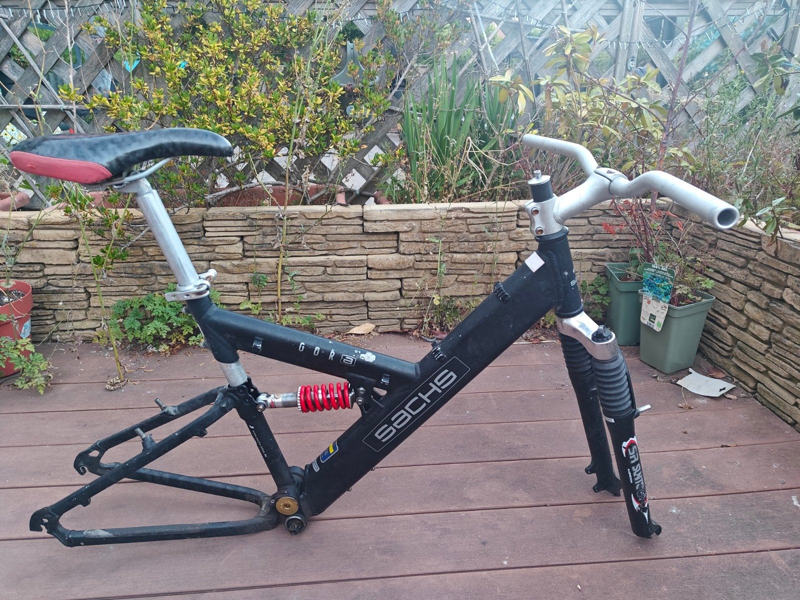 Sachs Gora MTB frame + SR Suntour vork, Gebruikt, Vering, Velgrem, Meer dan 20 versnellingen
