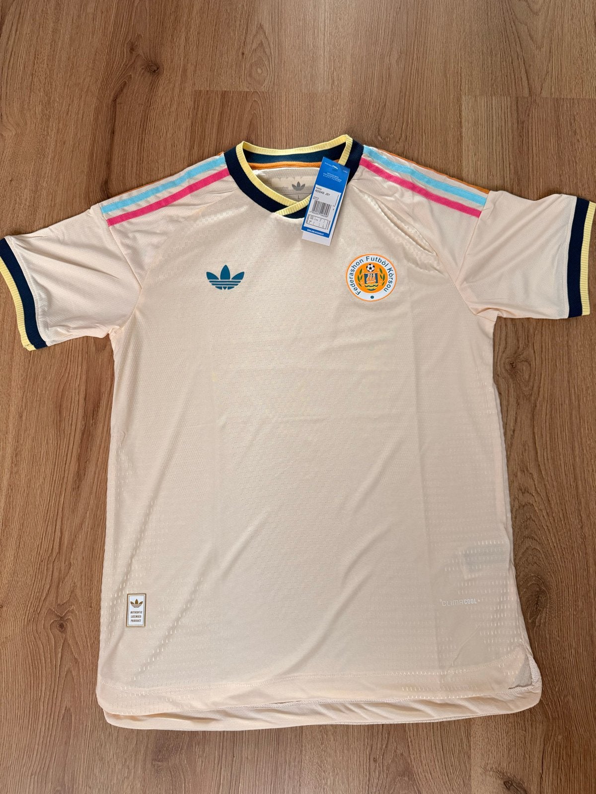 Adidas Curaçao Voetbalshirt - Nieuw met labels, Nieuw, Ophalen of Verzenden, Voetbal, Meerkleurig