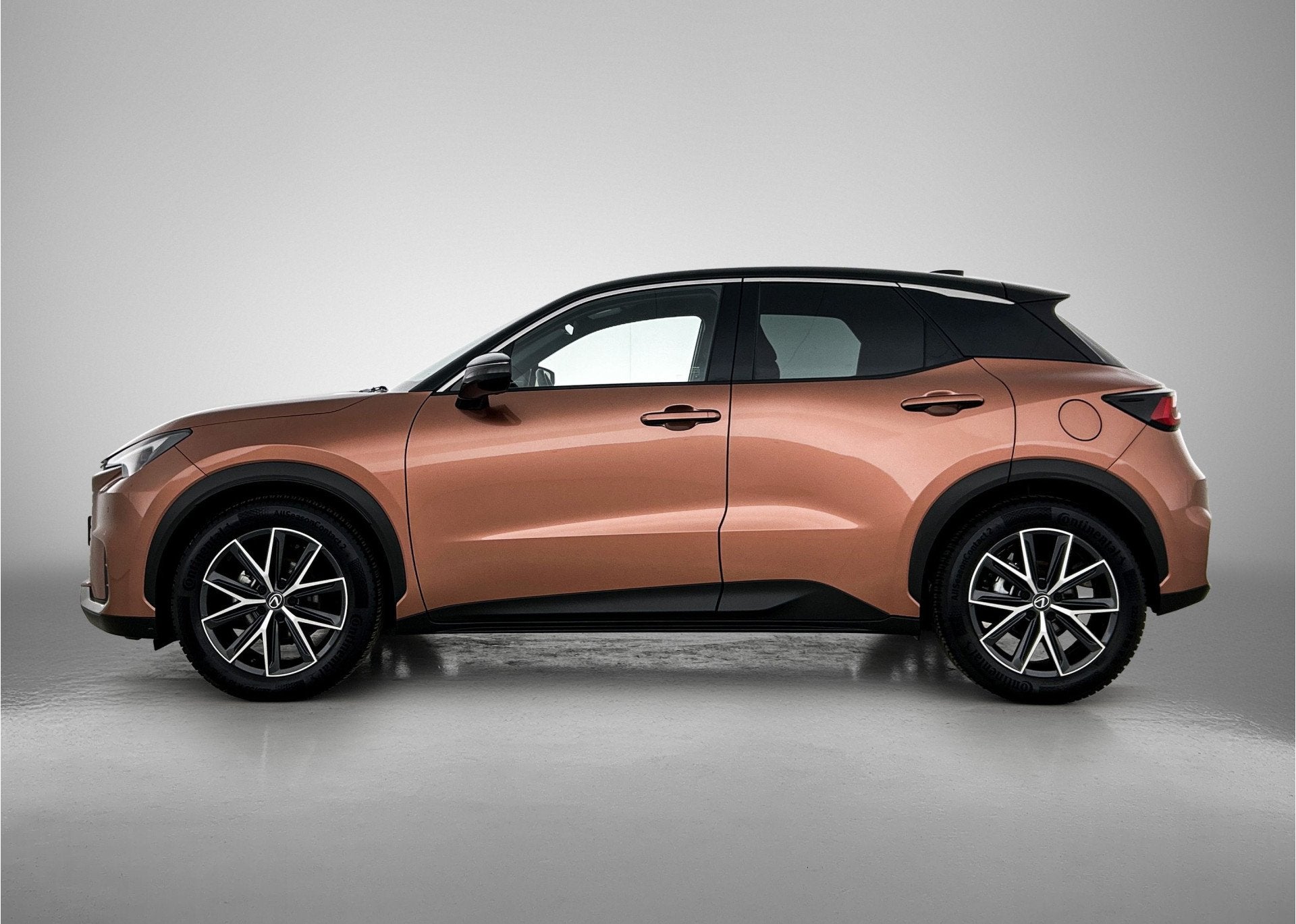 Lexus LBX Cool 2WD | Navigatie | BLS | PDC | (bj 2025), Auto's, 12 maanden, Gebruikt, Bedrijf, 650 kg